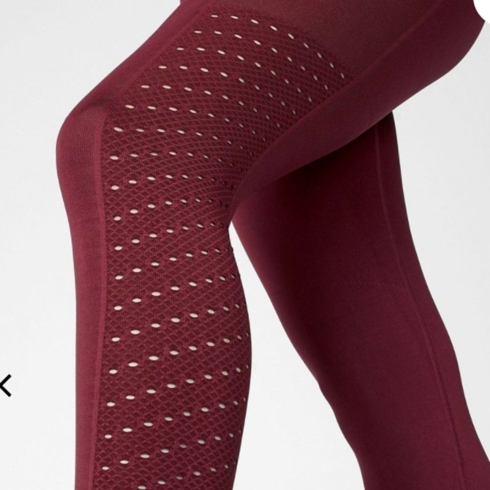 Fabletics Sync High-Waisted Perforated ⅞